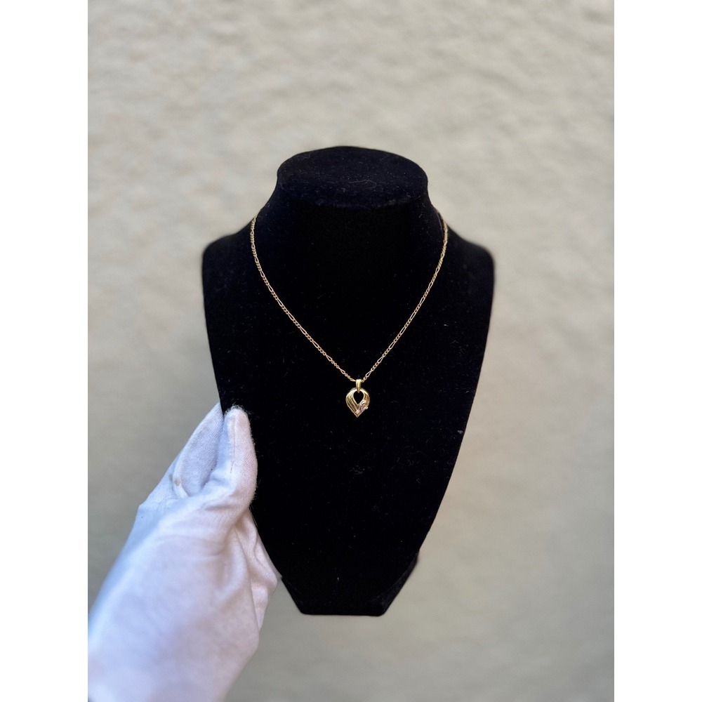 Authentic Nina ricci Necklace Gold‎ Tone Elegant Pendant Chain designer Jewelry